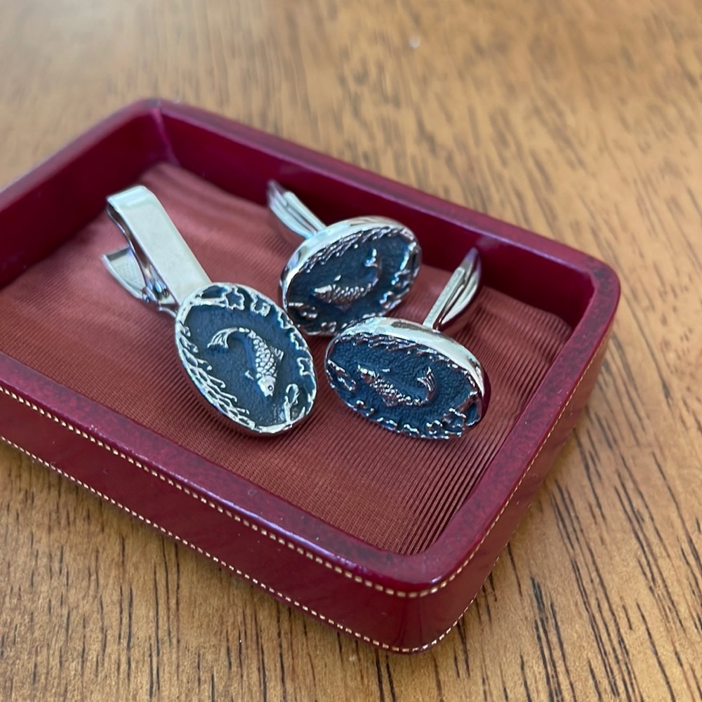 Vintage tie clip & cufflink set